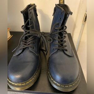 Dr. Martens junior Delaney 1460 boots navy